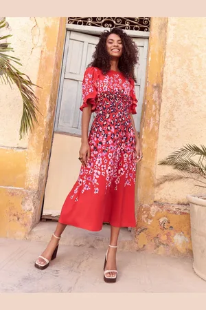 Love & Roses Crew Neck Ruffle Sleeve Midi Dress40