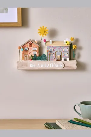 Next Wooden Spring House Scene OrnamentEén