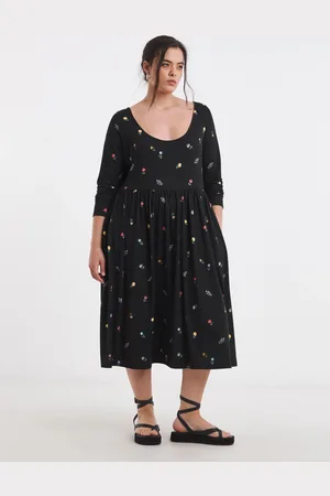 Simply Be Supersoft Scoop Neck Pocket Midi Dress42