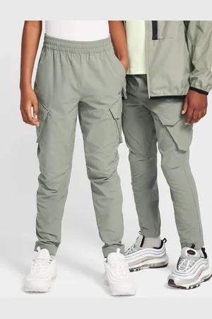 Nike City Utility Cargo Joggers12