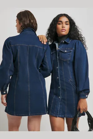 Simply Be Recht model denim mini-jurk met lange mouwen42