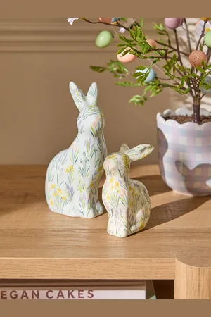 Next Set of 2 Floral Spring Bunny OrnamentEén
