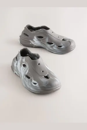 Next Lightweight Slip On Beach Shoesuk12eu305