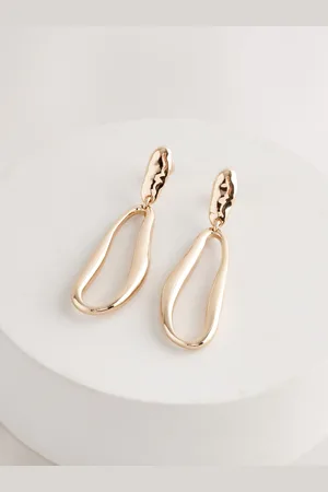 Next Molten Drop Earrings Made With Recycled MetalsEén