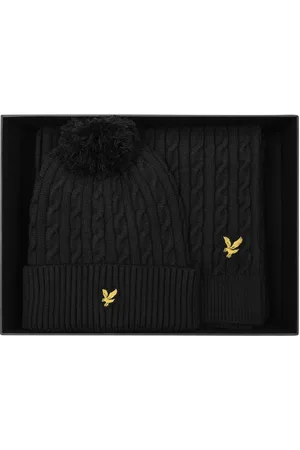 Lyle & Scott Cable Bobble Beanie & Scarf SetEén