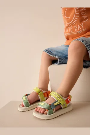 Next Wandelsandalen met verstelbare klittenbanduk11eu29