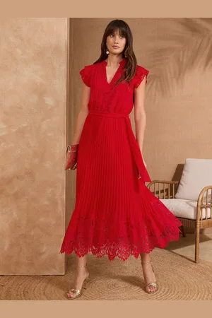 Love & Roses Lace Detail Pleated V-Neck Belted Midi Dress40