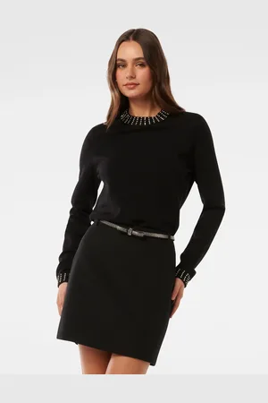 Forever New Belle Embellished Bow Mini Skirt42