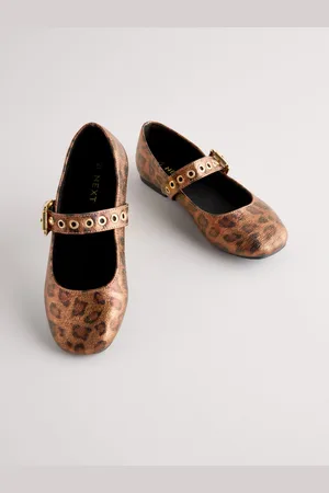 Next Schoenen met bandjes over de wreef versierd met studsEU 38 (UK 5)