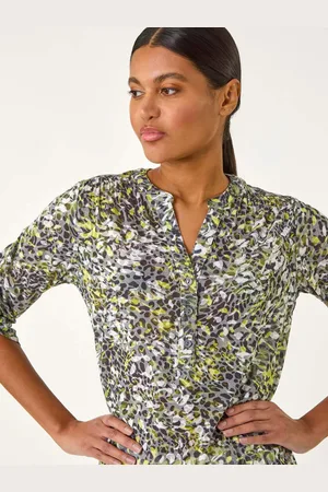 Roman Animal Print Burnout V-Neck Shirt44