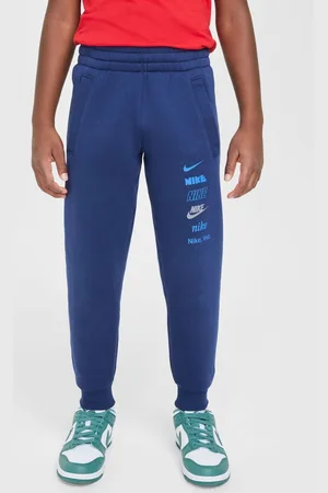 Nike Club Fleece Stack Logo Joggers7
