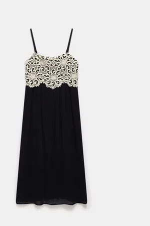 mint&berry Crochet Maxi Dresssmall