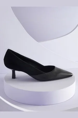 Next Forever Comfort pumps met meegevende spitse neus en kittig hakjeEU 39 (UK 6)