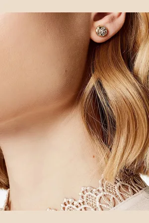 Karen Millen Silver Tone Crystal Sprinkle Stud EarringsEén