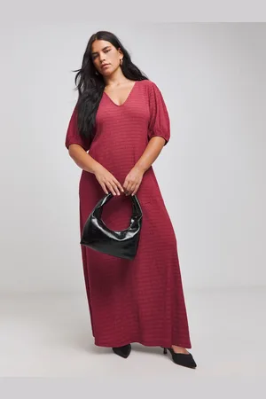 Simply Be Textured Jersey Asymm Maxi Dress With Pockets40