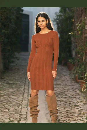Yumi Shimmer Fitted Midi Dress With ButtonM