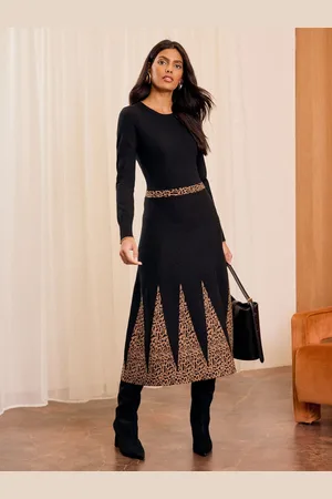 Love & Roses Chevron Long Sleeve Knitted Midi Dress46