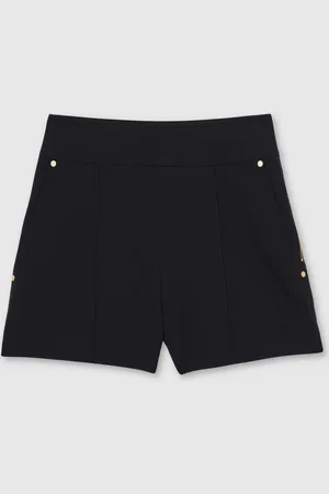 Reiss Immie Stud-Detail Tailored Shorts44