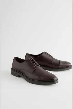 Next Leren schoenen met contrasterende neusEU 42 (UK 8)
