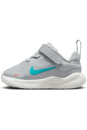 Nike Revolution 7 schoenen voor baby