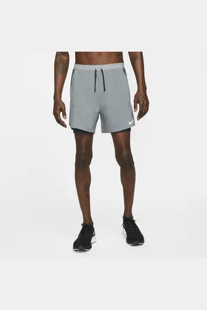 Nike Stride Dri-FIT hybride hardloopshorts voor heren (13 cm)