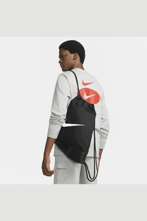 Nike Brasilia 9.5 Gymtas voor training (18 liter)