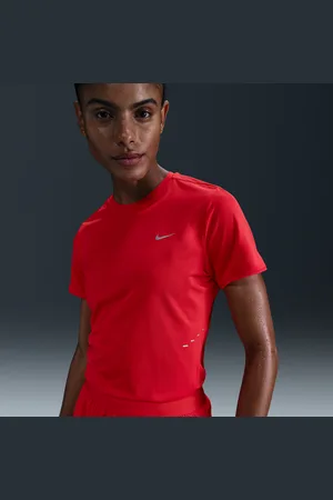 Nike Swift Dri-FIT hardlooptop met korte mouwen voor dames
