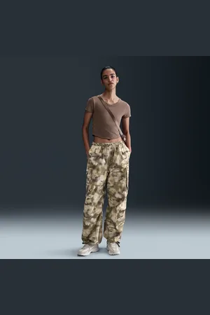 Nike Sportswear oversized cargobroek met camouflageprint en halfhoge taille voor dames