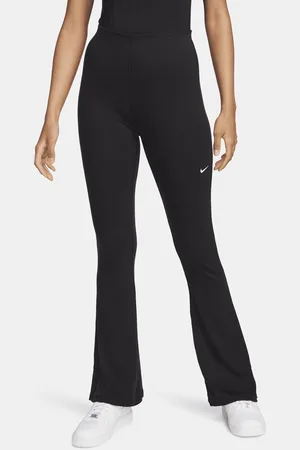 Nike Sportswear Chill Knit strakke legging met wijd uitlopende pijpen en mini-rib voor dames