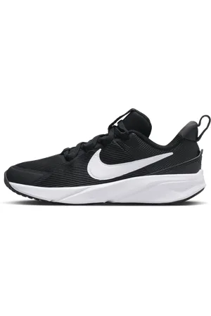 Nike Star Runner 4 kleuterschoenen