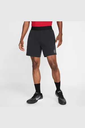 Nike Court Advantage Dri-FIT tennisshorts voor heren (15 cm)