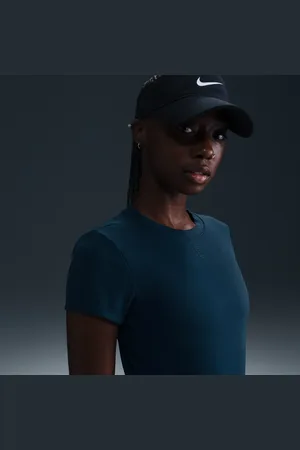 Nike Court Advantage Dri-FIT tennistop met korte mouwen voor dames