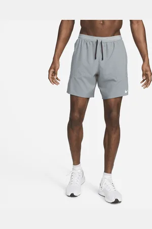 Nike Stride Dri-FIT 2-in-1 hardloopshorts voor heren (18 cm)