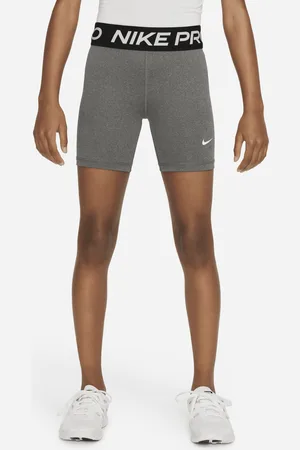 Nike Pro Dri-FIT meisjesshorts (13 cm)