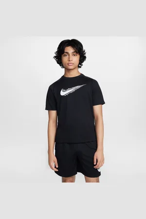 Nike Multi jongenstop met Dri-FIT en korte mouwen