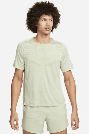 Nike TechKnit Dri-FIT ADV hardlooptop met korte mouwen voor heren