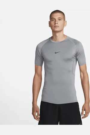 Nike Pro Dri-FIT strakke fitnesstop met korte mouwen voor heren