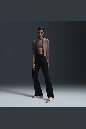 Nike Zenvy dameslegging met hoge taille en wijde pijpen