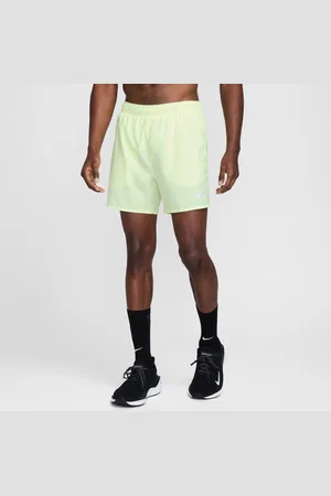 Nike Challenger Dri-FIT hardloopshorts met binnenbroek voor heren (13 cm)