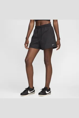 Nike Sportswear Classic Wovens damesshorts met halfhoge taille