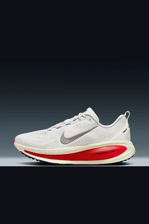 Nike Vomero 18 hardloopschoenen voor heren (straat)