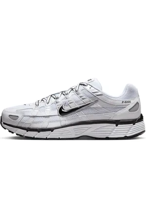 Nike P-6000 schoenen