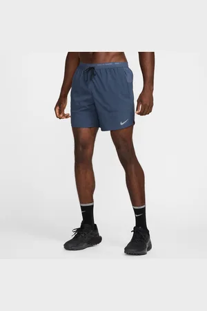 Nike Stride Dri-FIT hardloopshorts met binnenbroek voor heren (18 cm)