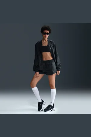 Nike Sportswear Windrunner geweven damesshorts met halfhoge taille (5 cm)