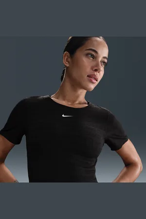 Nike Pro Dri-FIT korte damestop van jacquard met korte mouwen