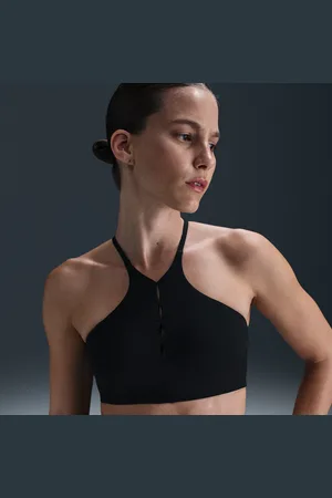 Nike One Keyhole padded sport-bh met hoge hals en lichte ondersteuning