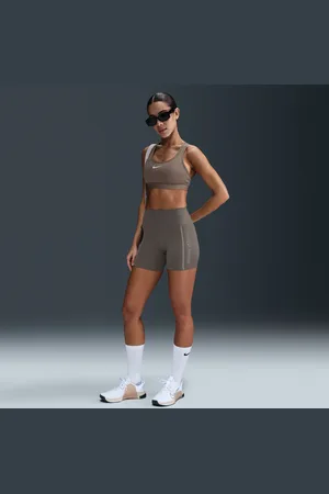 Nike One Fitted Dri-FIT bikeshorts met hoge taille voor dames (13 cm)