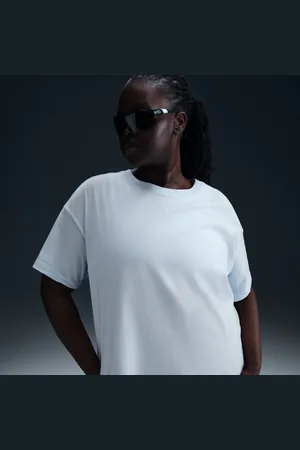 Nike Sportswear Essential T-shirt voor dames (Plus Size)