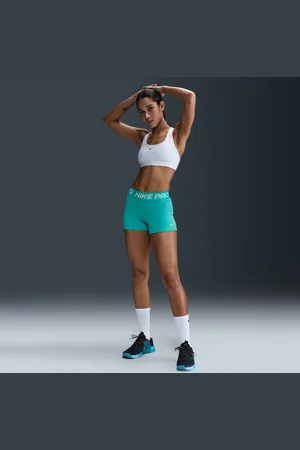 Nike Pro Damesshorts van 7,5 cm