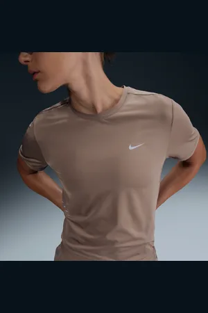 Nike Swift Dri-FIT hardlooptop met korte mouwen voor dames